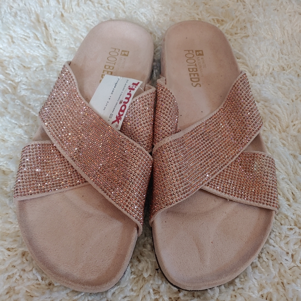 White mountain Footbeds sandalss rose gold.